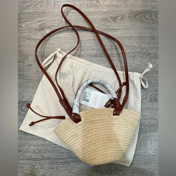 Sézane Justine Mini Basket Bag in Raffia Heart Embroidery NWT - Picture 8 of 11